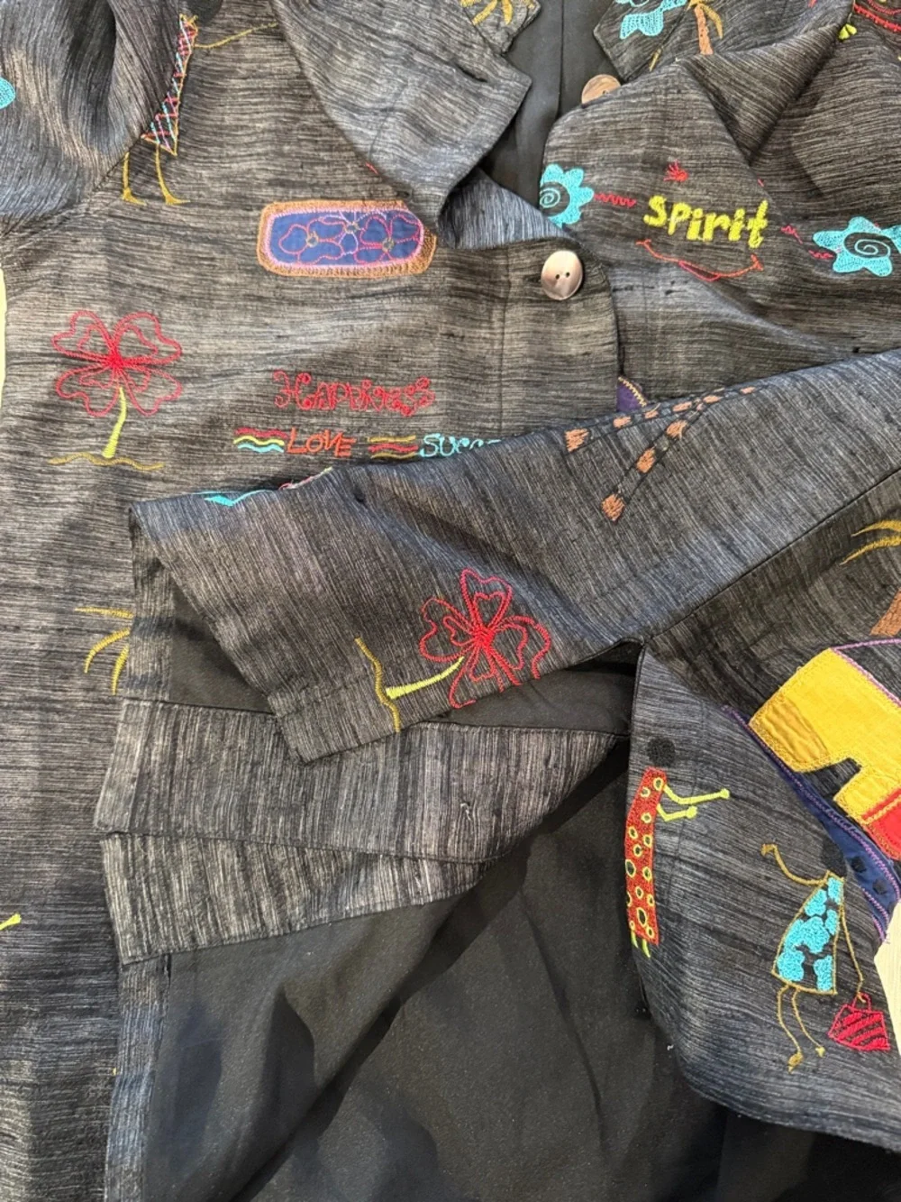Chico’s Embroidered Art Jacket Size 0 Silk Blend Whimsical Village Button Front - Picture 14 of 14